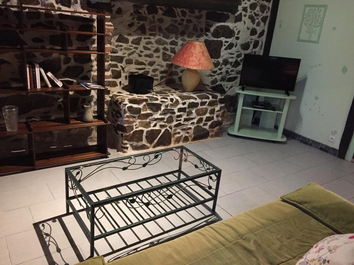 Gites Au Clos Du Lit Saint-Aaron エクステリア 写真