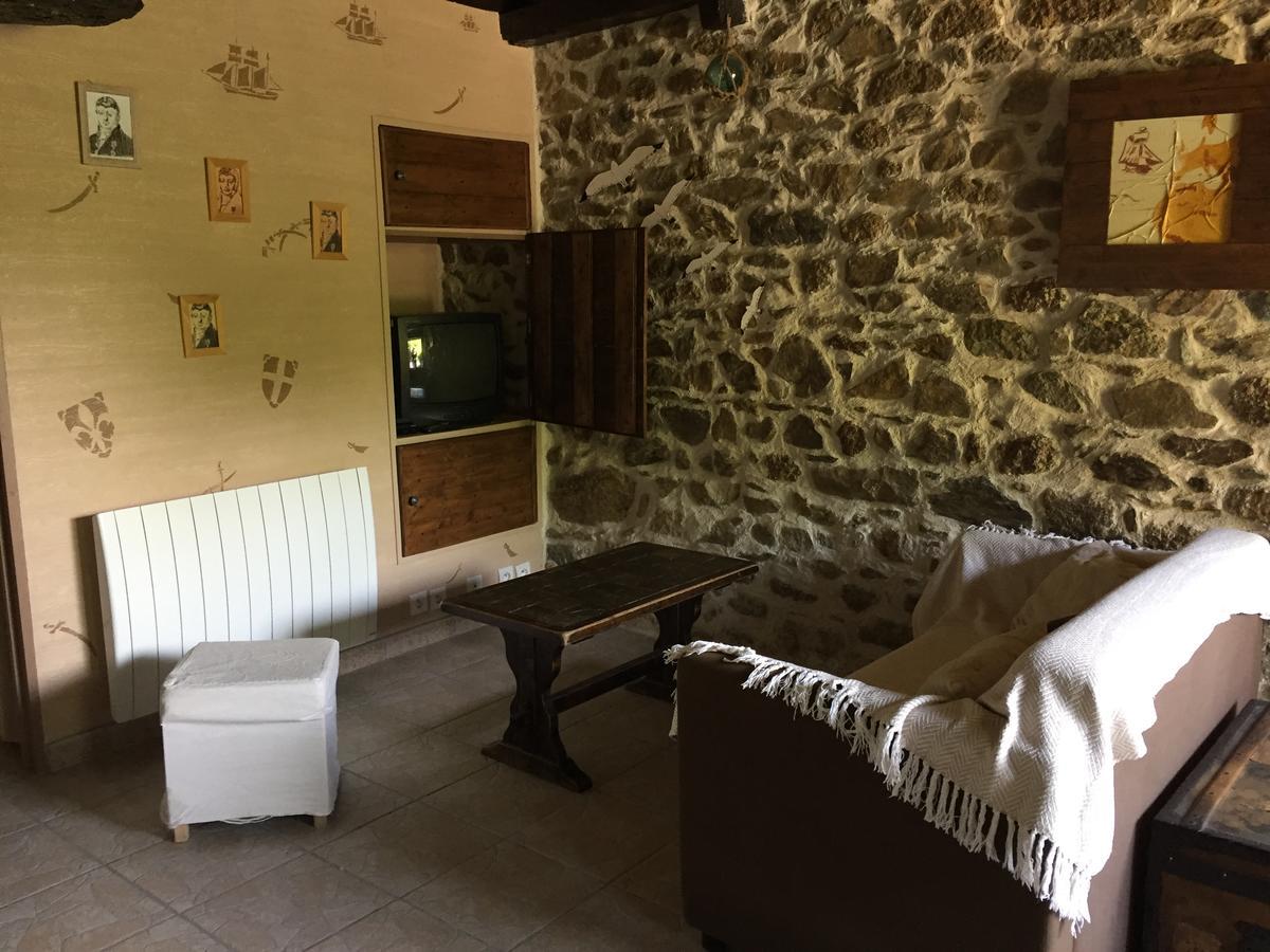 Gites Au Clos Du Lit Saint-Aaron エクステリア 写真