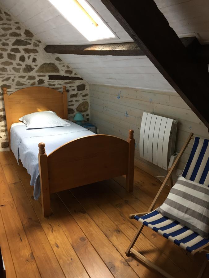 Gites Au Clos Du Lit Saint-Aaron エクステリア 写真