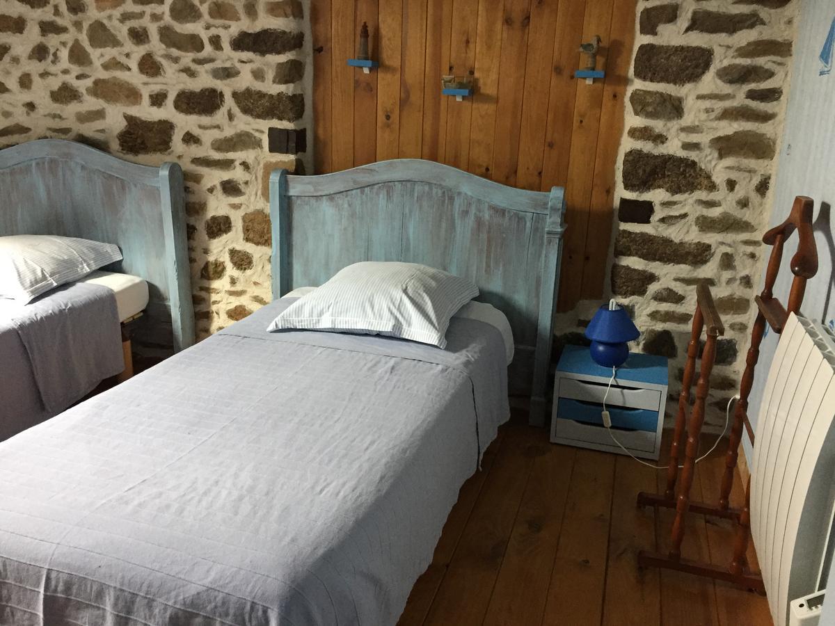Gites Au Clos Du Lit Saint-Aaron エクステリア 写真