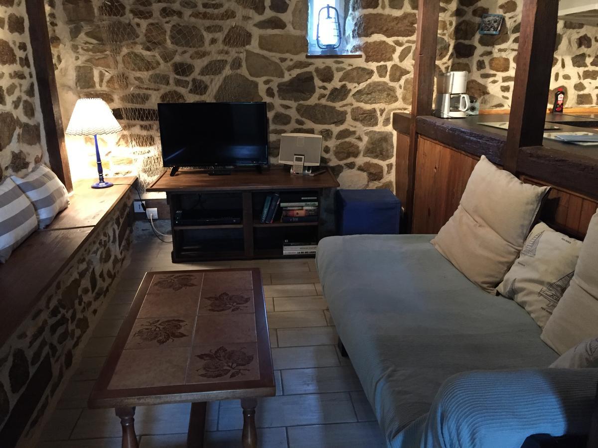 Gites Au Clos Du Lit Saint-Aaron エクステリア 写真