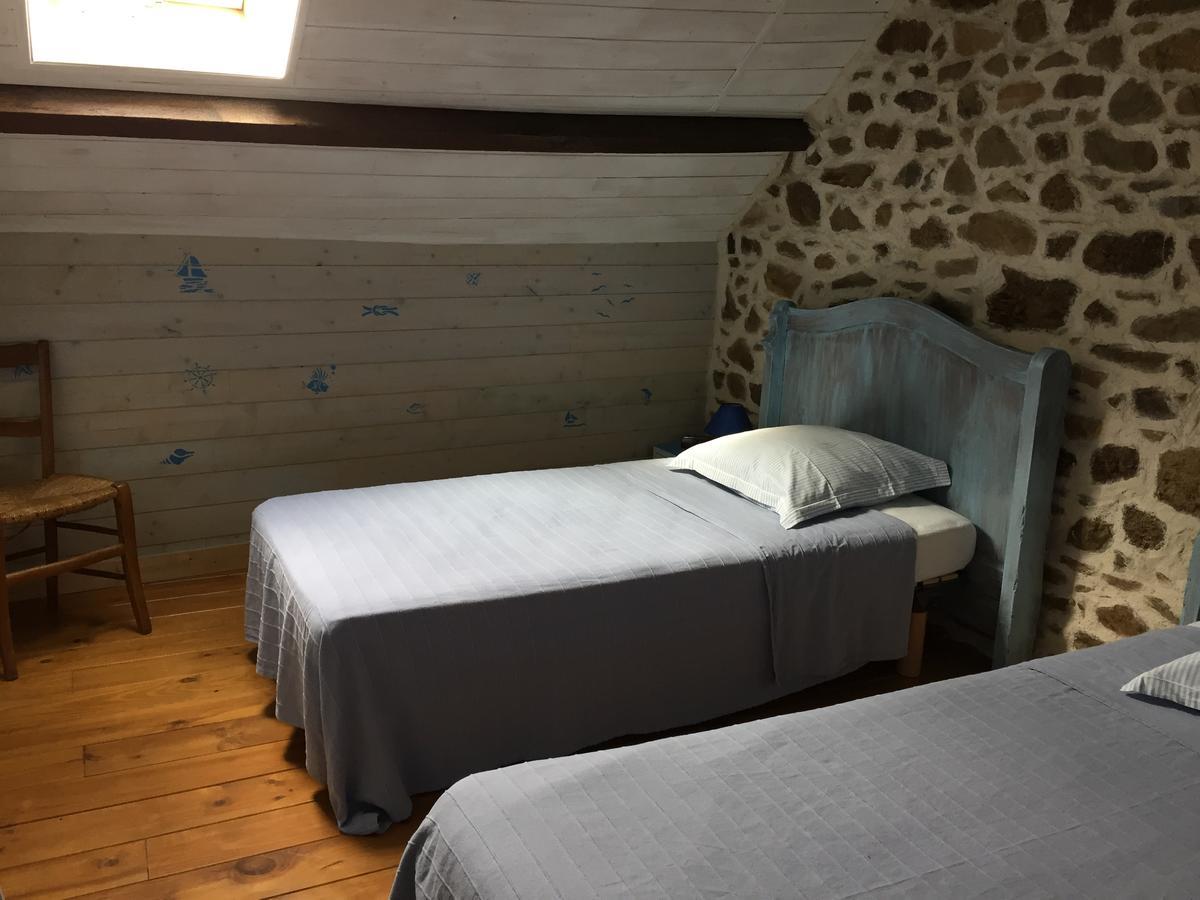 Gites Au Clos Du Lit Saint-Aaron エクステリア 写真